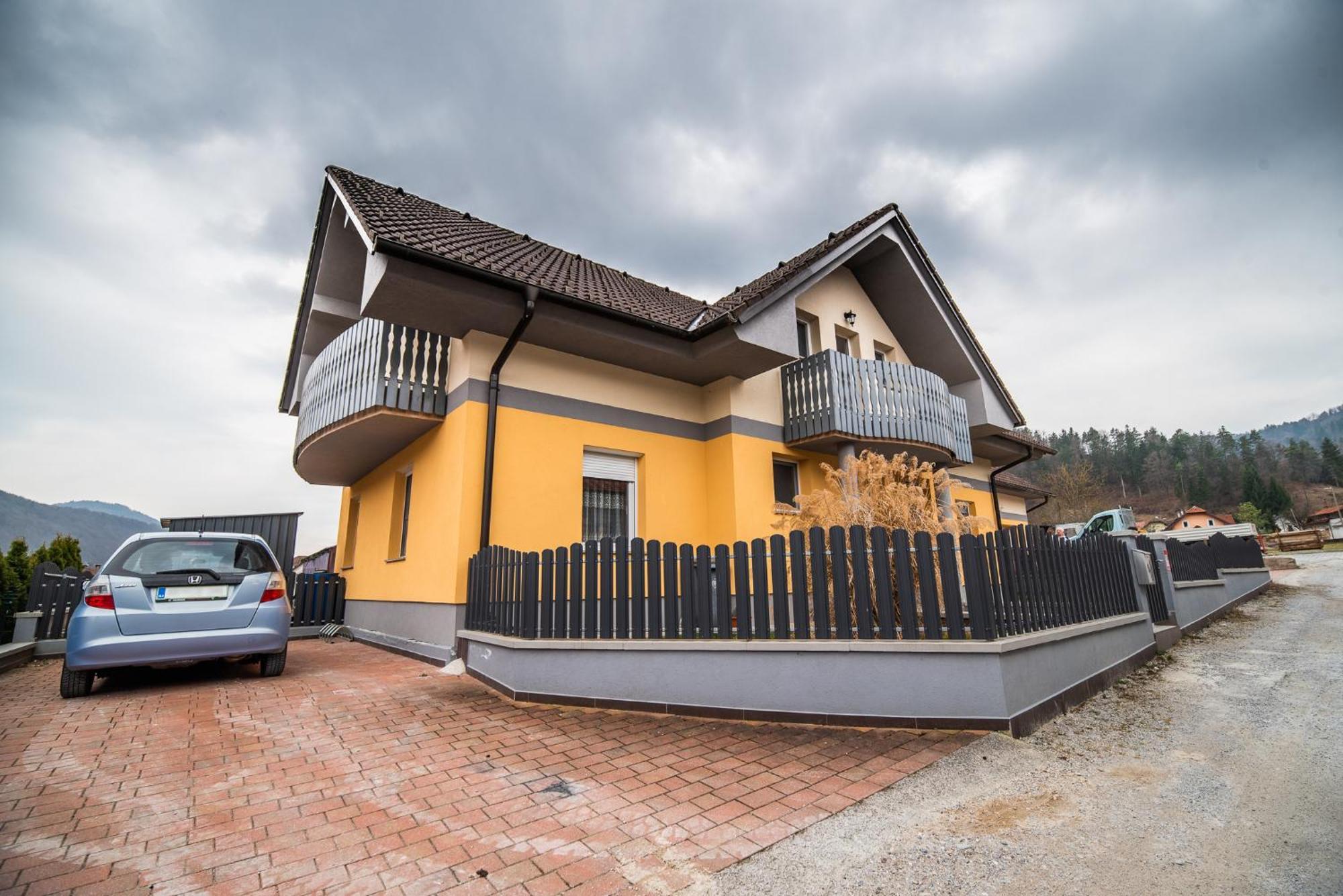 Apartment Zelimlje Škofljica エクステリア 写真